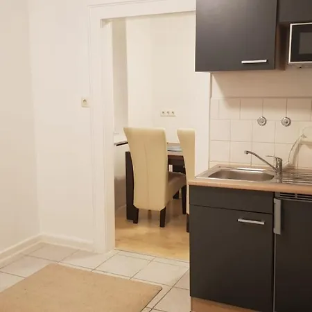 Appartement Am Vw-werk Mit Balkon Kassel